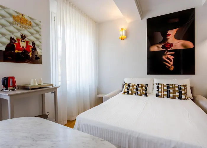 Dimora D'autore - L'arte Di Vivere